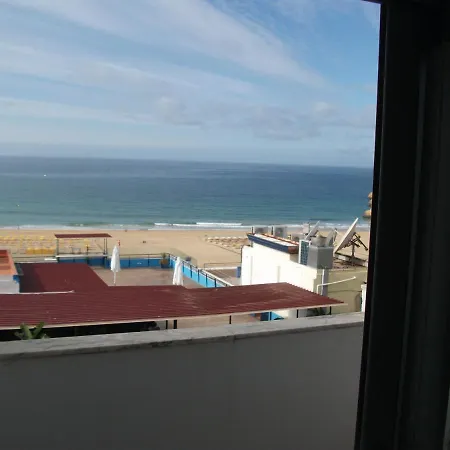 Apartamento Na 1.o Linha Da Da Rocha Портиман