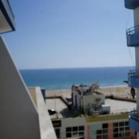Апартаменты Apartamento Na 1.o Linha Da Da Rocha